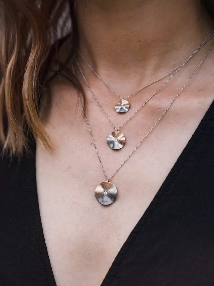 Flower Dreams_3 Chains_Moonlight-Leonie